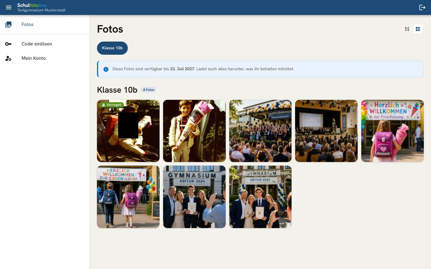 Die Galerie der Schulfotobox: Fotos nach Aufnahmetag gruppiert, dazu ein Hinweis auf die Aufbewahrungsfrist und ein als verriegelt gekennzeichnetes Foto.